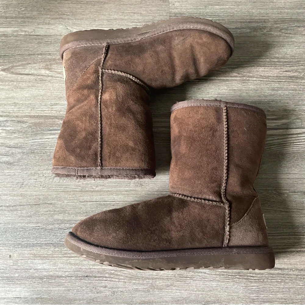 Ugg Kids Classic Short Chocolate Brown Boots 4